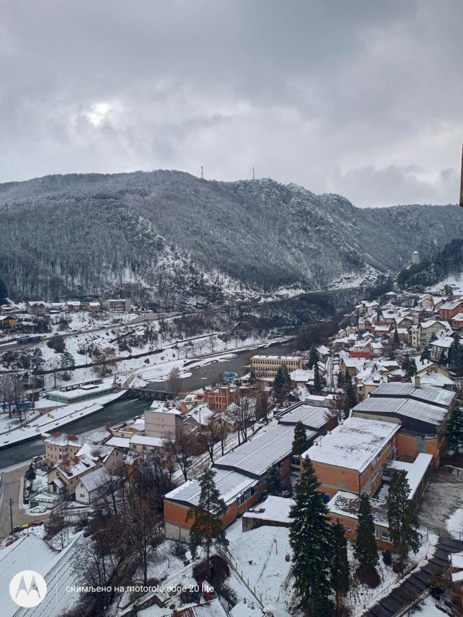 Appartamento Stan Na Dan Im Užice Esterno foto