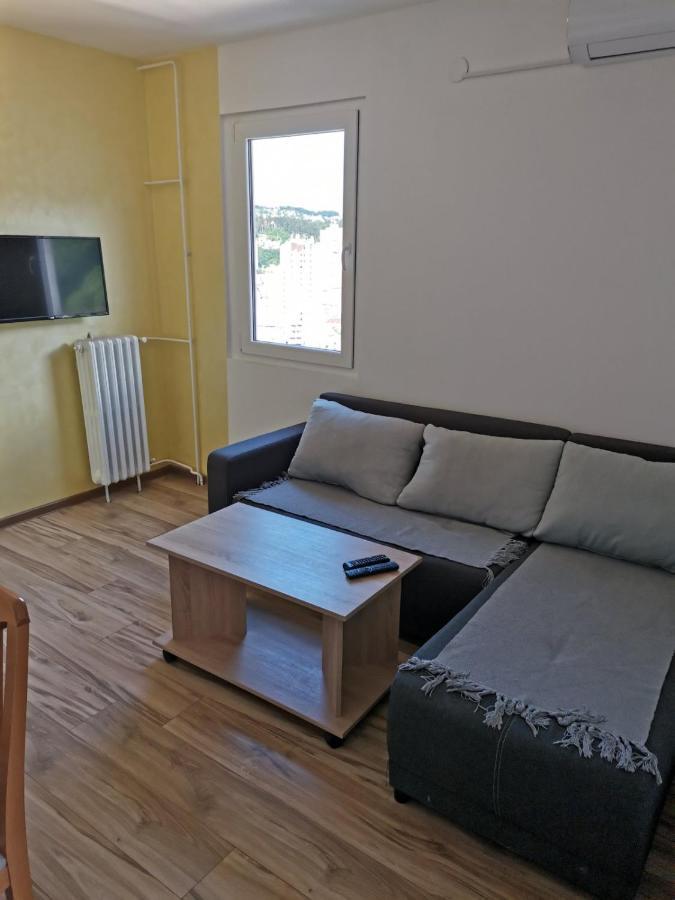Appartamento Stan Na Dan Im Užice Esterno foto