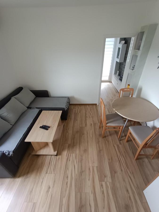 Appartamento Stan Na Dan Im Užice Esterno foto
