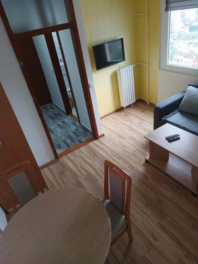 Appartamento Stan Na Dan Im Užice Esterno foto
