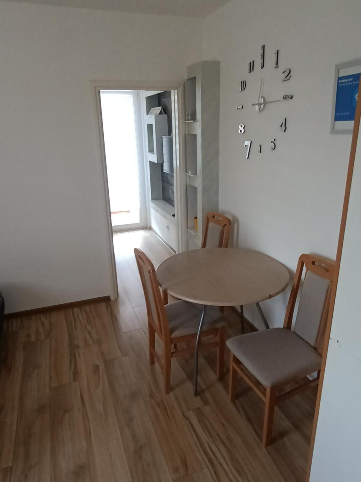 Appartamento Stan Na Dan Im Užice Esterno foto
