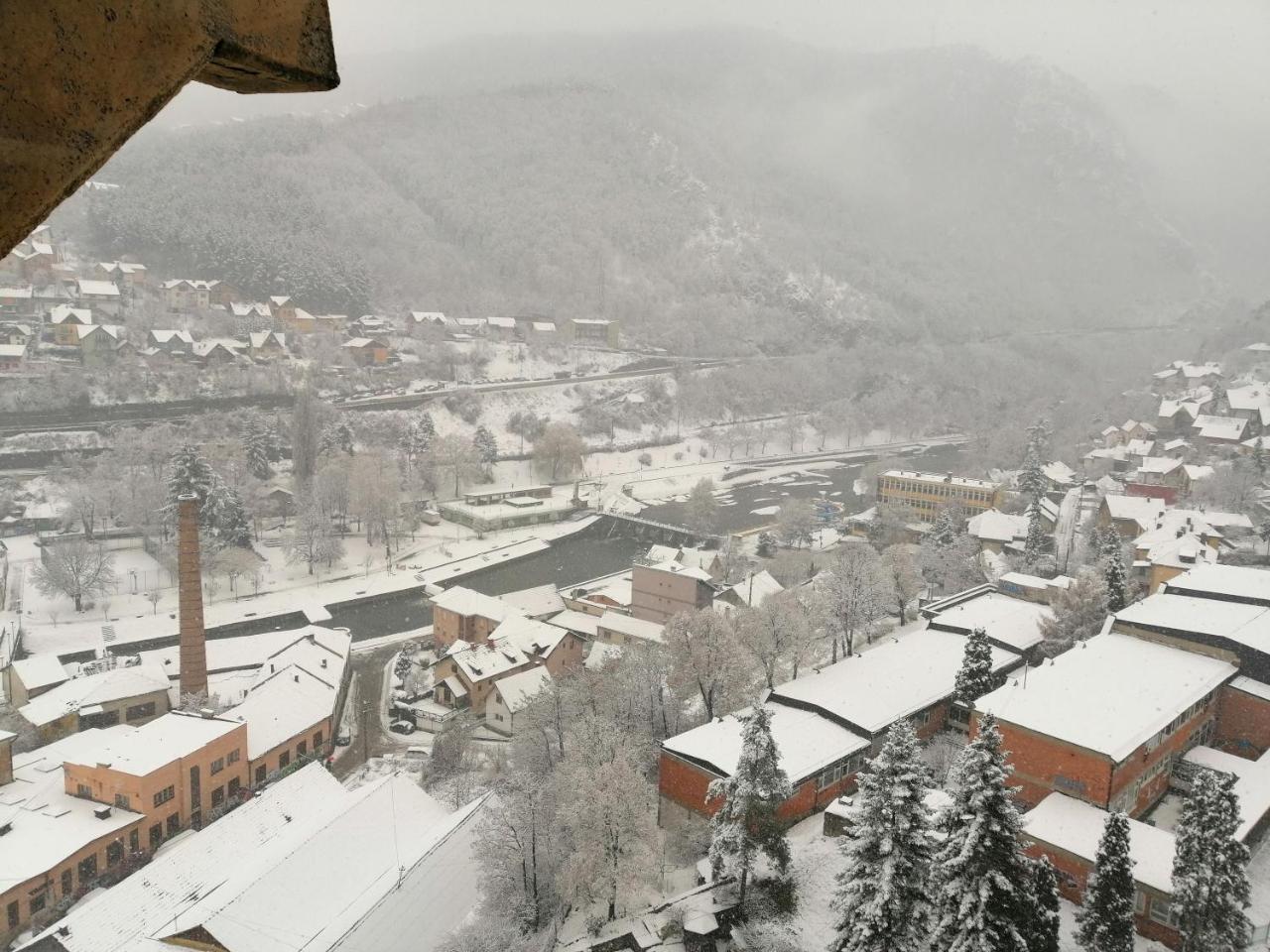 Appartamento Stan Na Dan Im Užice Esterno foto